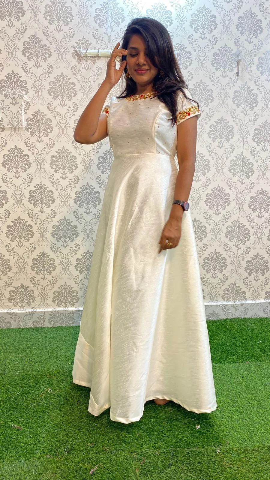 Beautiful latest design white party wear salwar for women