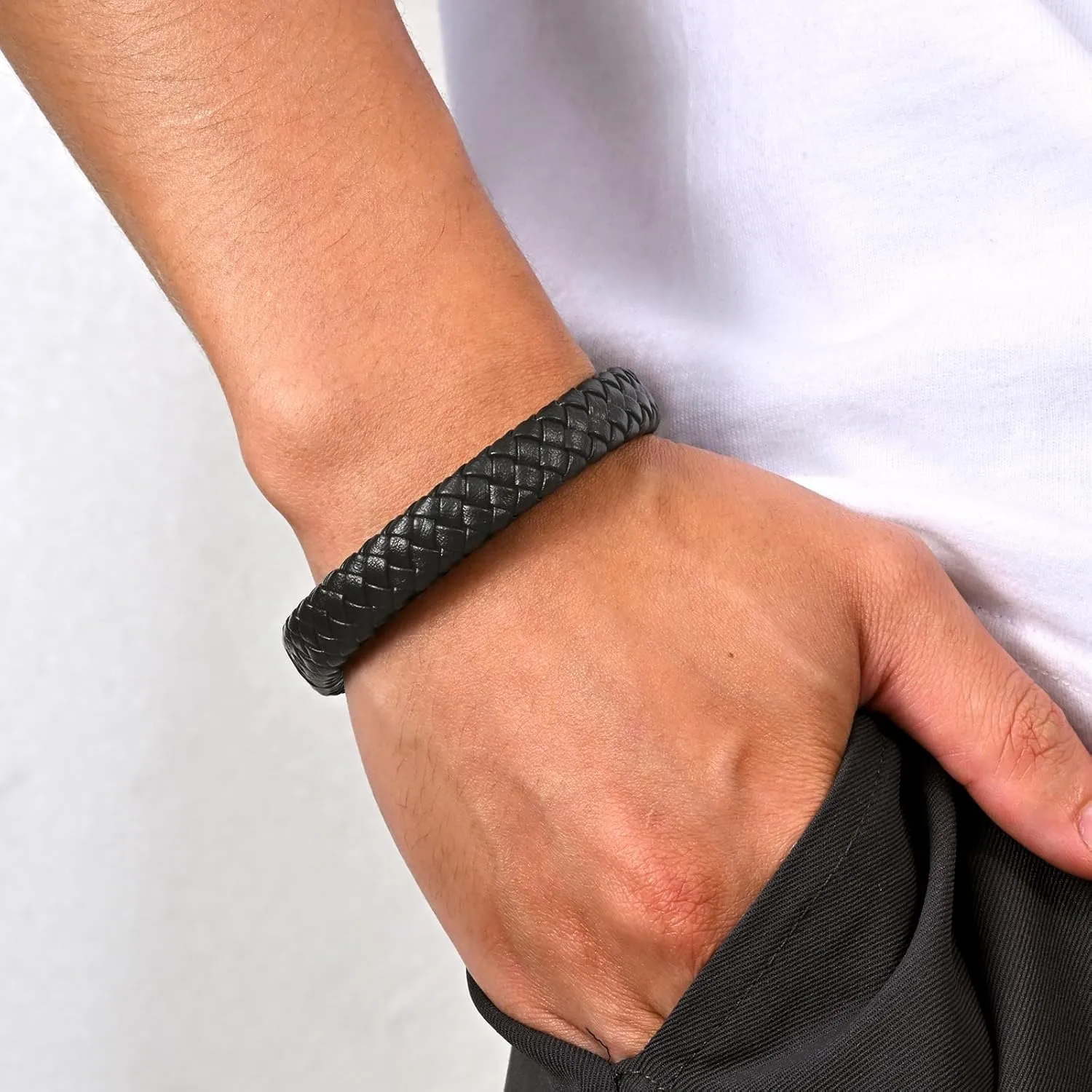 Fathers Gift for Dad Mens Leather Bracelet, Adjustable Black Braided Leather Dad Bracelet for Husband Boyfriend, Father's Day Jewelry Gifts from Daughter Wife Son, Box & Card
