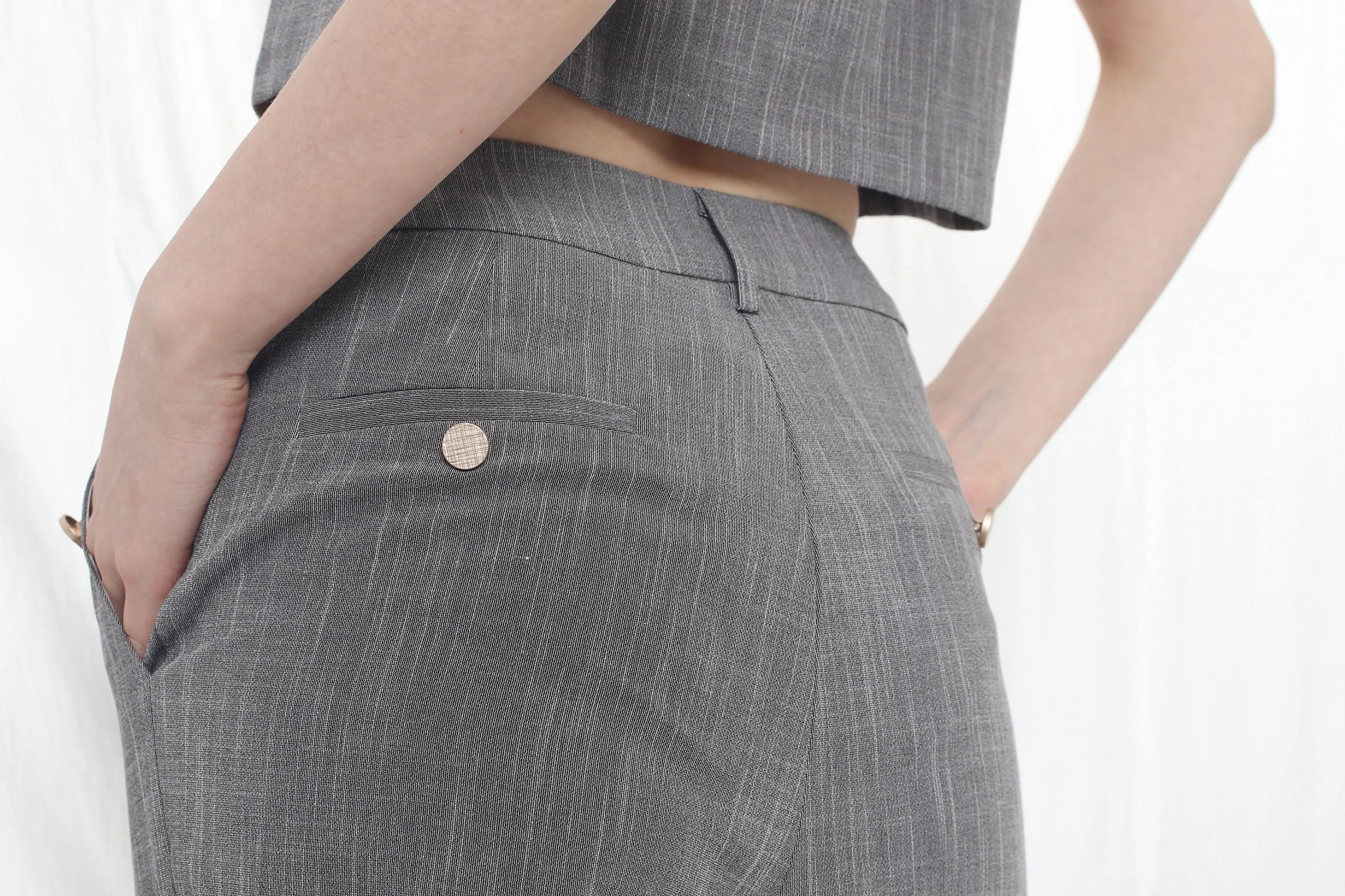 NELLY Straight Pants (Grey)