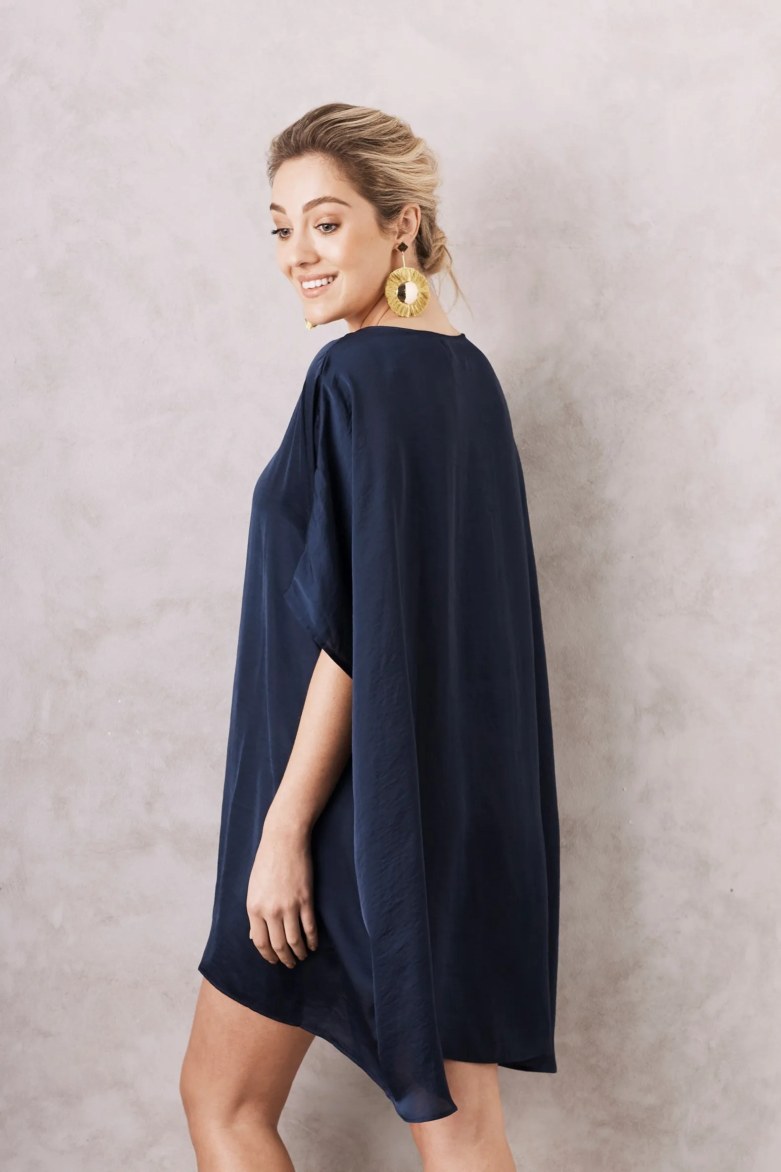Nice Tunic Navy with V Neck